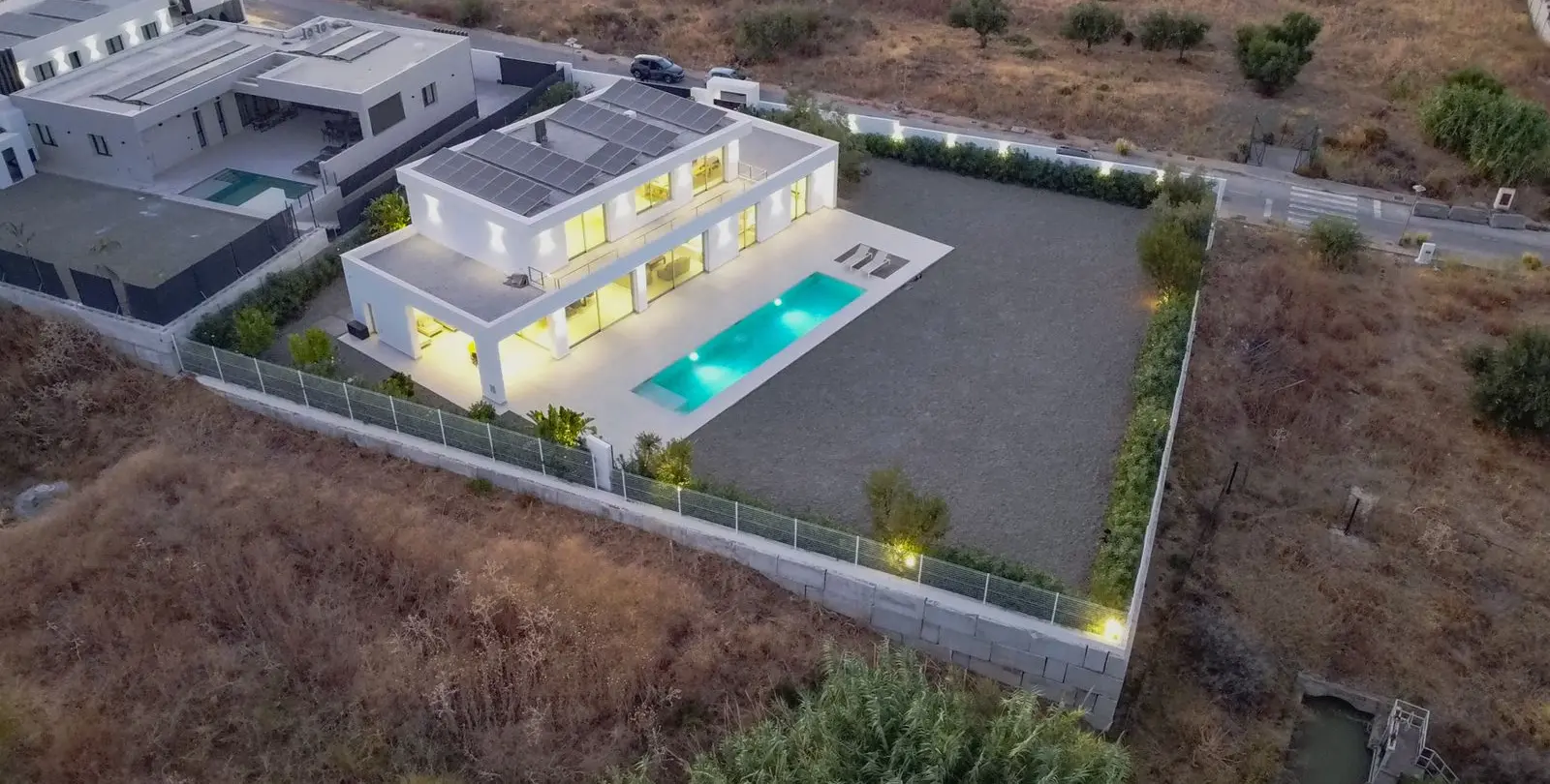 Sale of detached villa in Coín 32