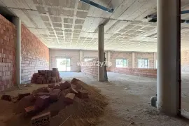 Image 6 thumb