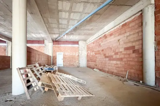 Image 9 thumb