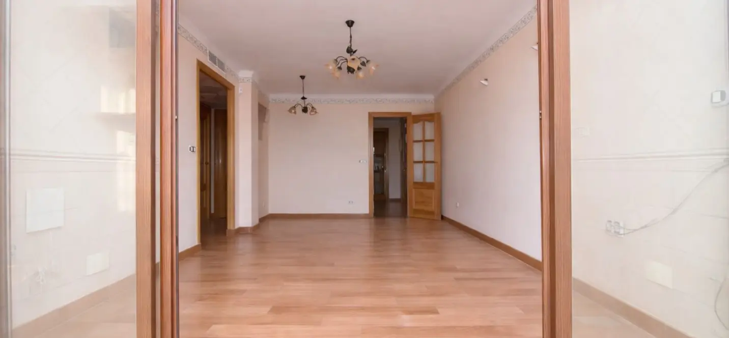 Продажа апартаментов на среднем этаже в Málaga Centro 3