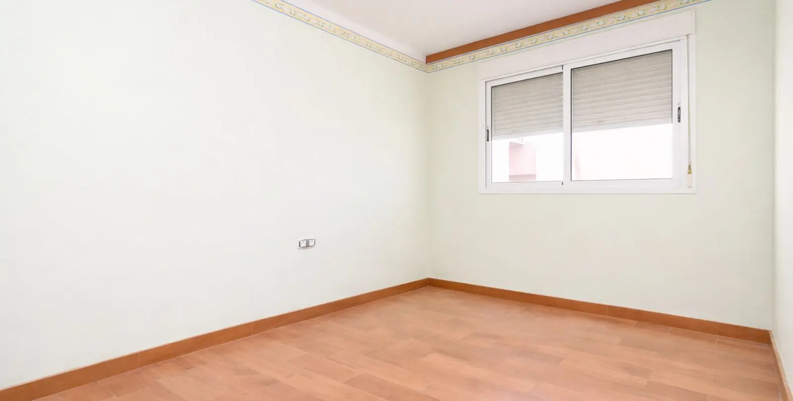 Продажа апартаментов на среднем этаже в Málaga Centro 16