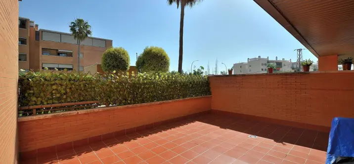 Sale of ground floor apartment in Torremolinos 1