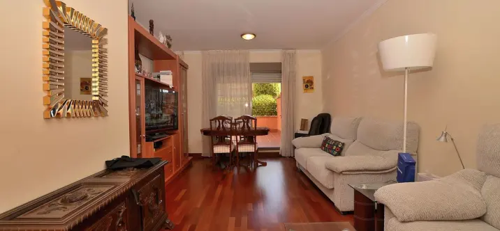 Sale of ground floor apartment in Torremolinos 3