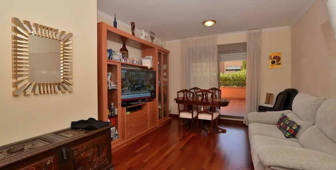 Sale of ground floor apartment in Torremolinos 5