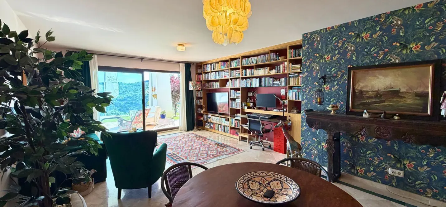 Продажа апартаментов на первом этаже в Casares Playa 3