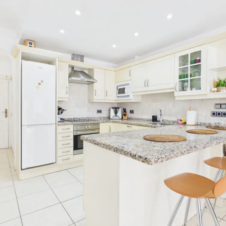 Venta de apartamento en planta baja en La Quinta