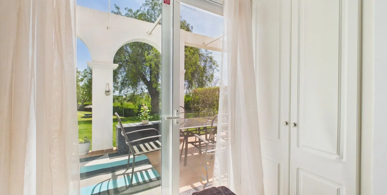 Sale of ground floor apartment in La Quinta 8