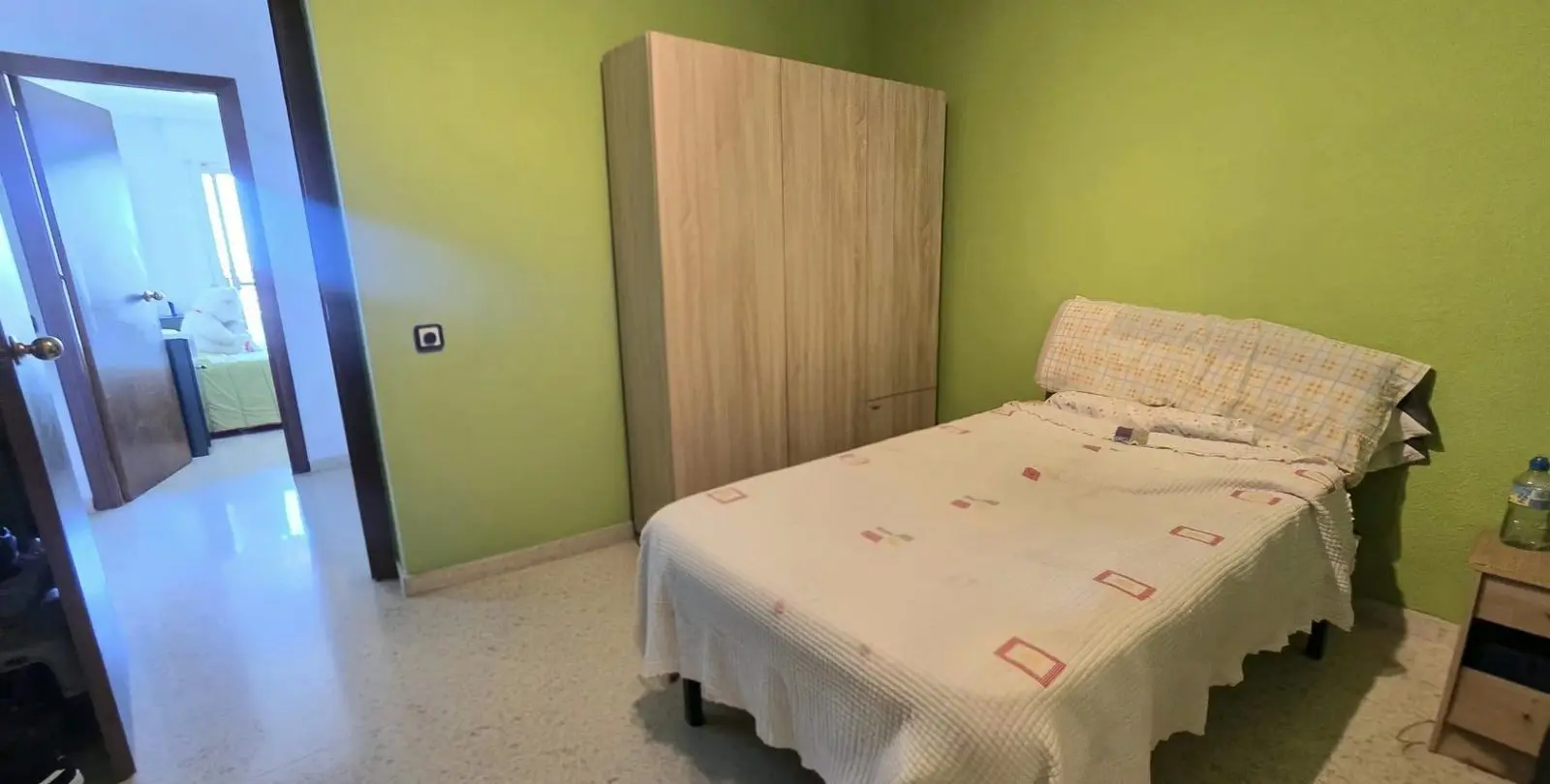 Продажа апартаментов на среднем этаже в Málaga 13