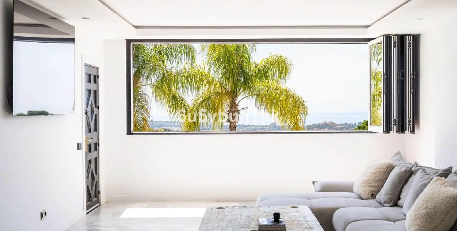Venta de apartamento en planta baja en Benahavís 3