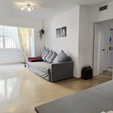 Продажа апартаментов на первом этаже в Fuengirola