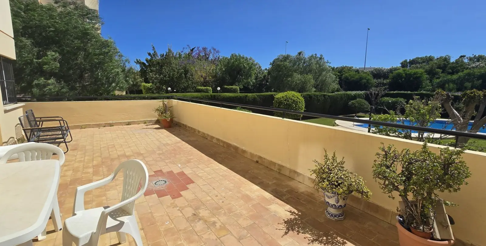 Venta de apartamento en planta baja en Fuengirola 11