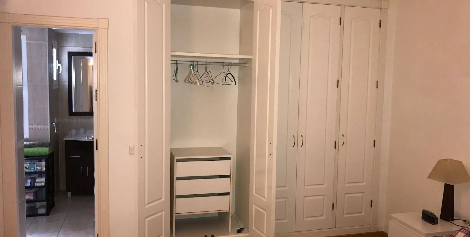 Sale of middle floor apartment in Nueva Andalucía 16