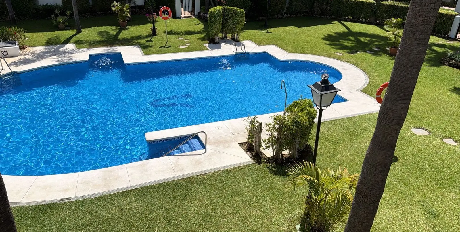 Sale of middle floor apartment in Nueva Andalucía 23