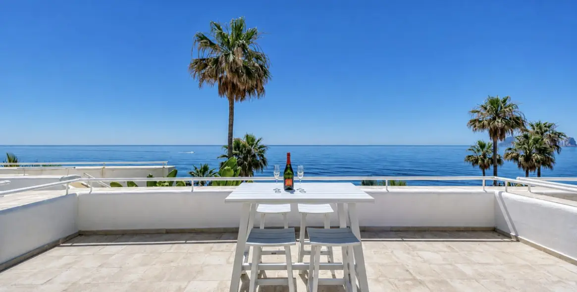 Продажа апартаментов на первом этаже в Estepona 4