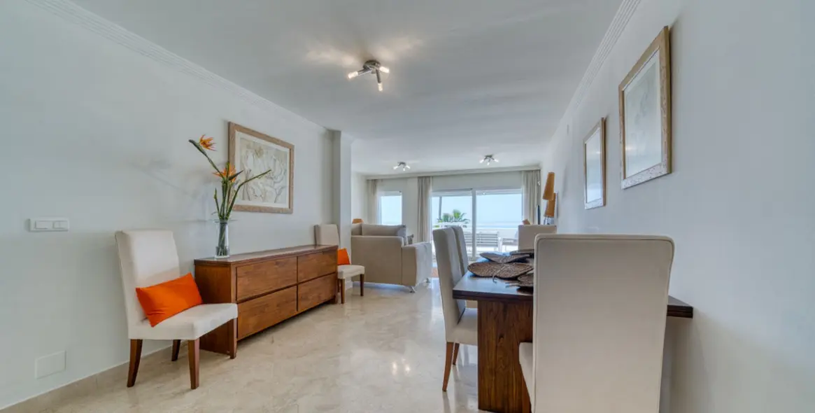 Продажа апартаментов на первом этаже в Estepona 9