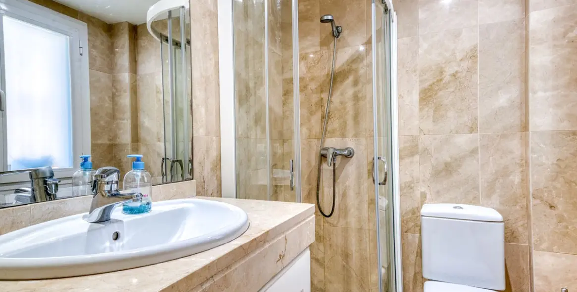 Продажа апартаментов на первом этаже в Estepona 18