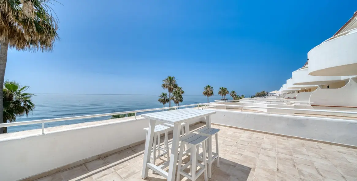 Продажа апартаментов на первом этаже в Estepona 19