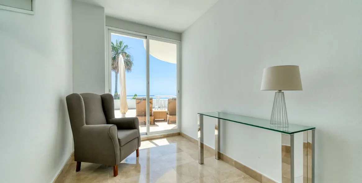 Продажа апартаментов на первом этаже в Estepona 31