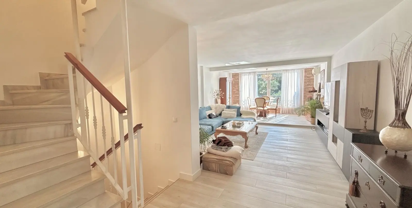 Sale of townhouse in Mijas Costa 17