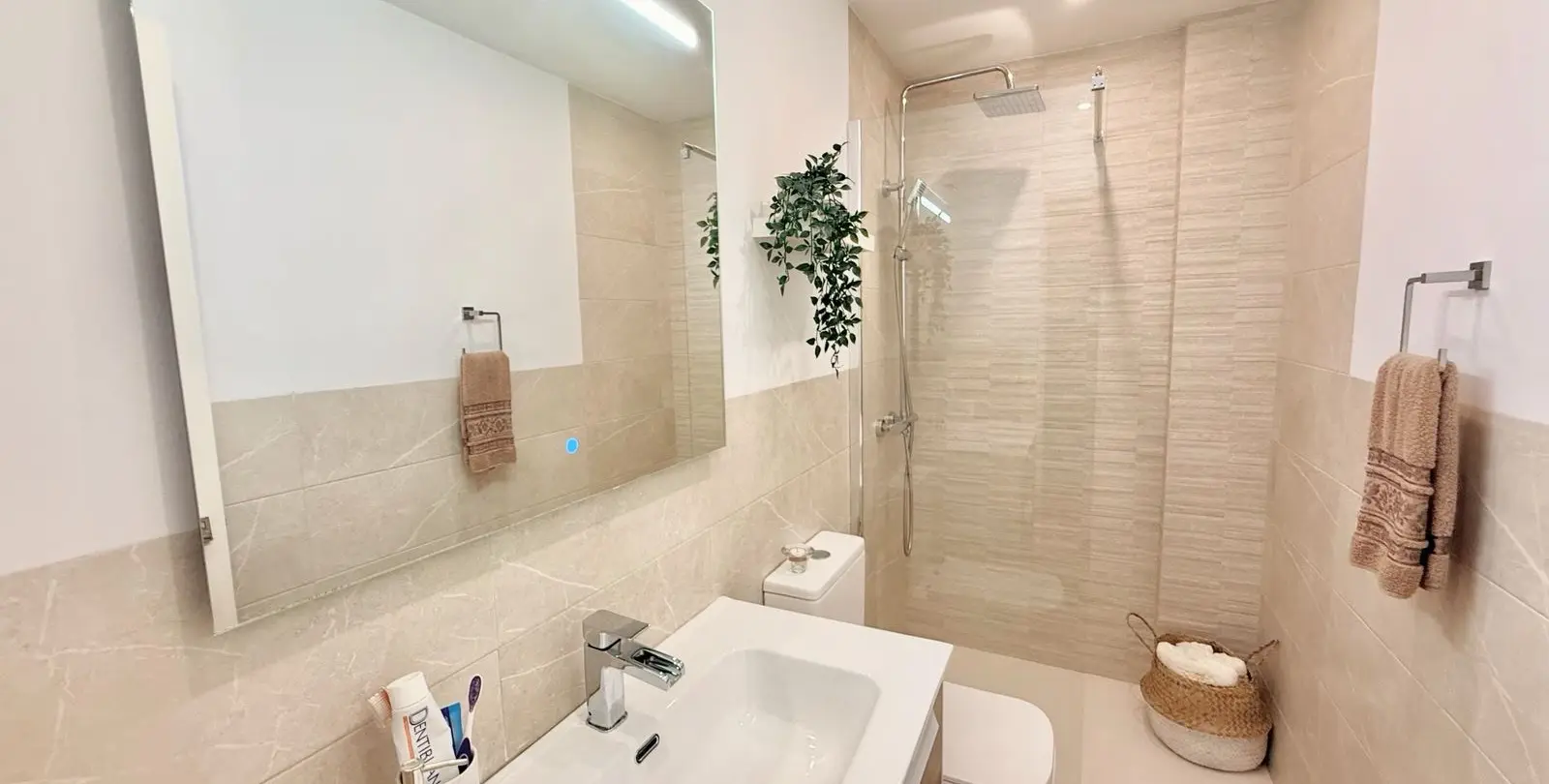 Sale of townhouse in Mijas Costa 22