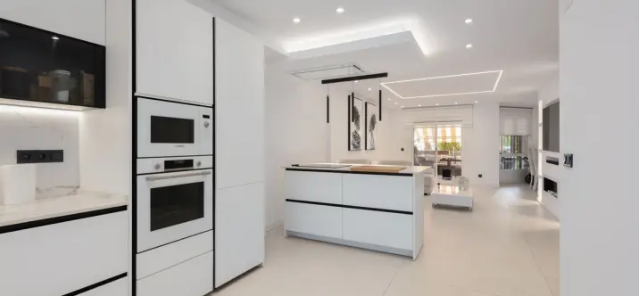 Sale of ground floor apartment in Benalmadena Costa 2