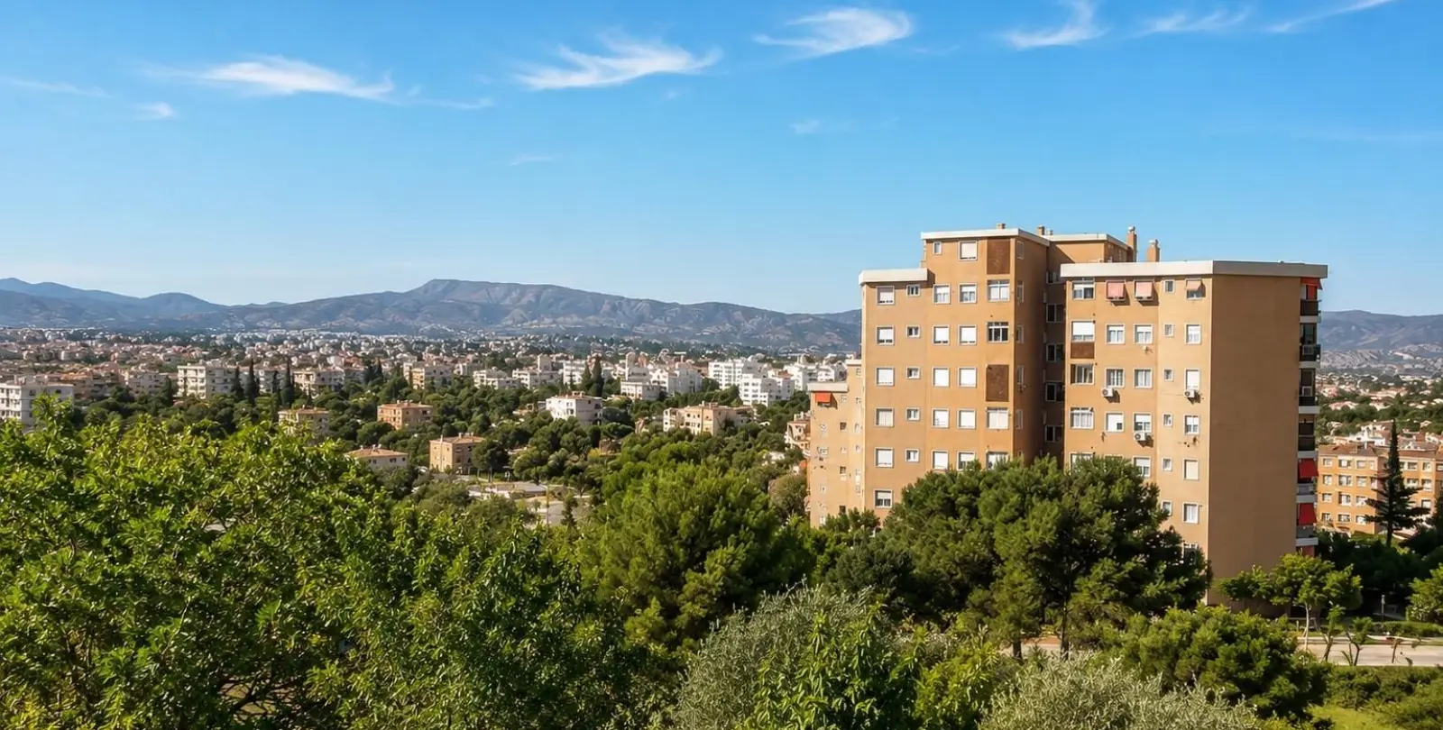 Sale of penthouse in El Palo 17