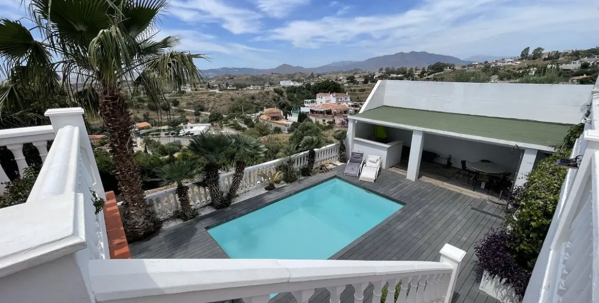 Продажа дома на две семьи в Mijas 18