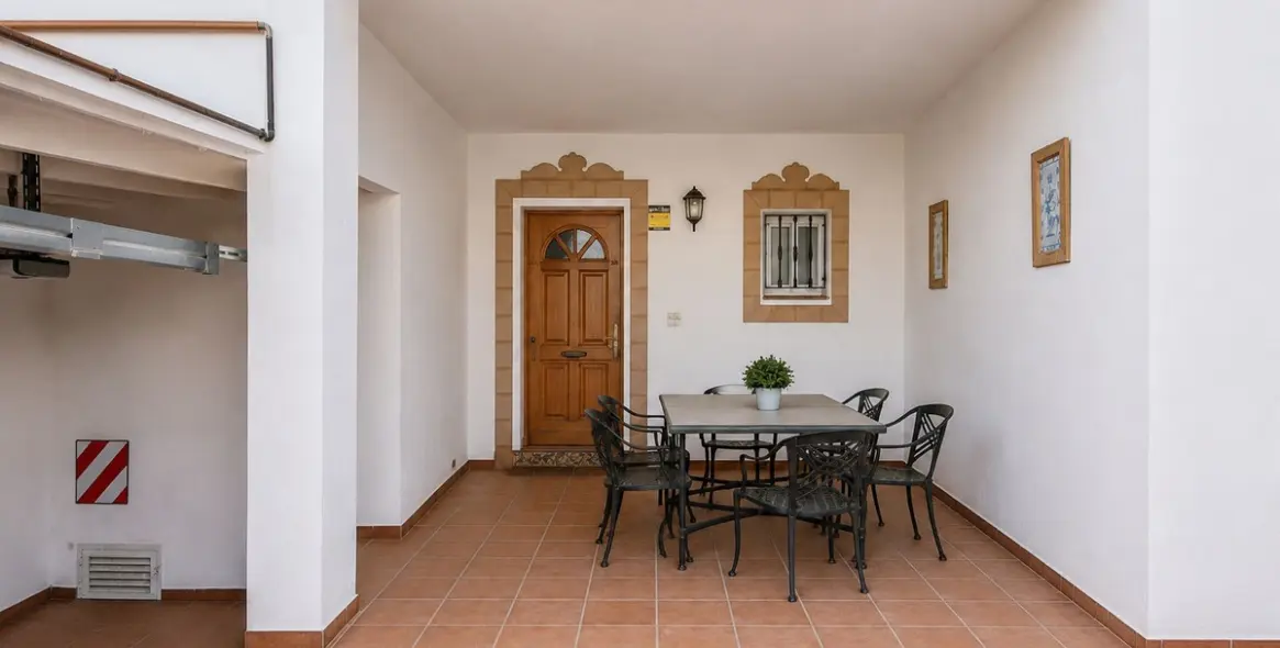 Sale of townhouse in San Pedro de Alcántara 3
