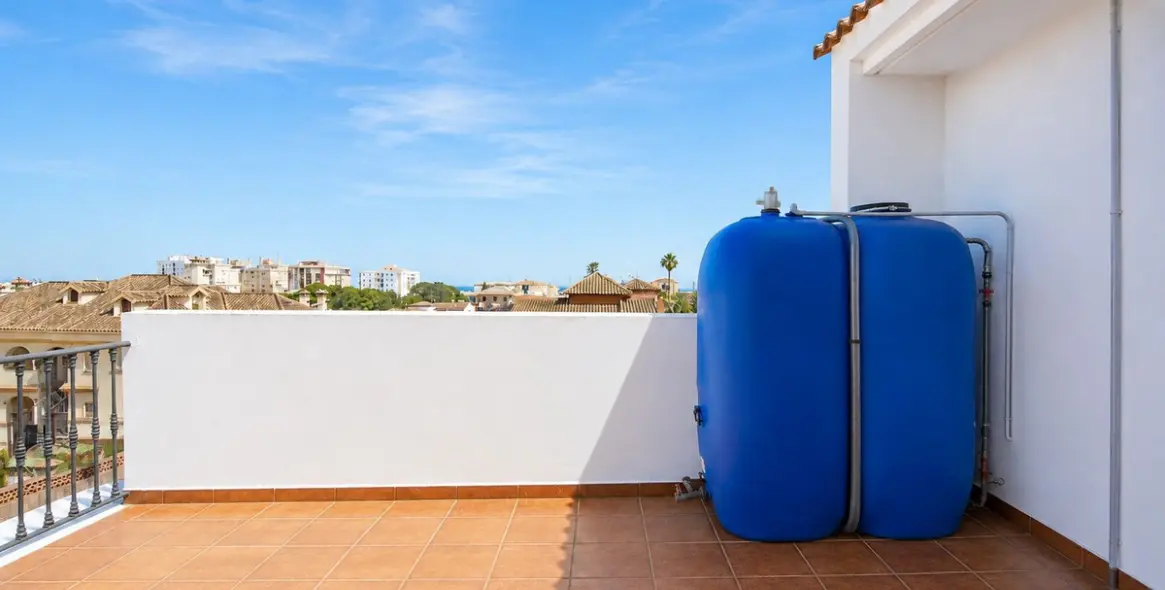 Sale of townhouse in San Pedro de Alcántara 18