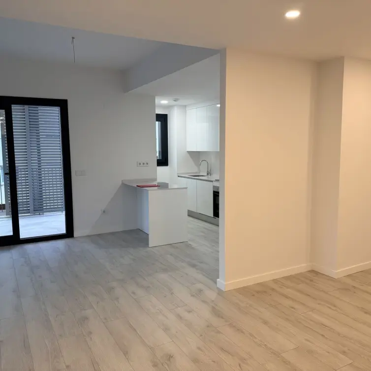 Venta de apartamento en planta media en Estepona
