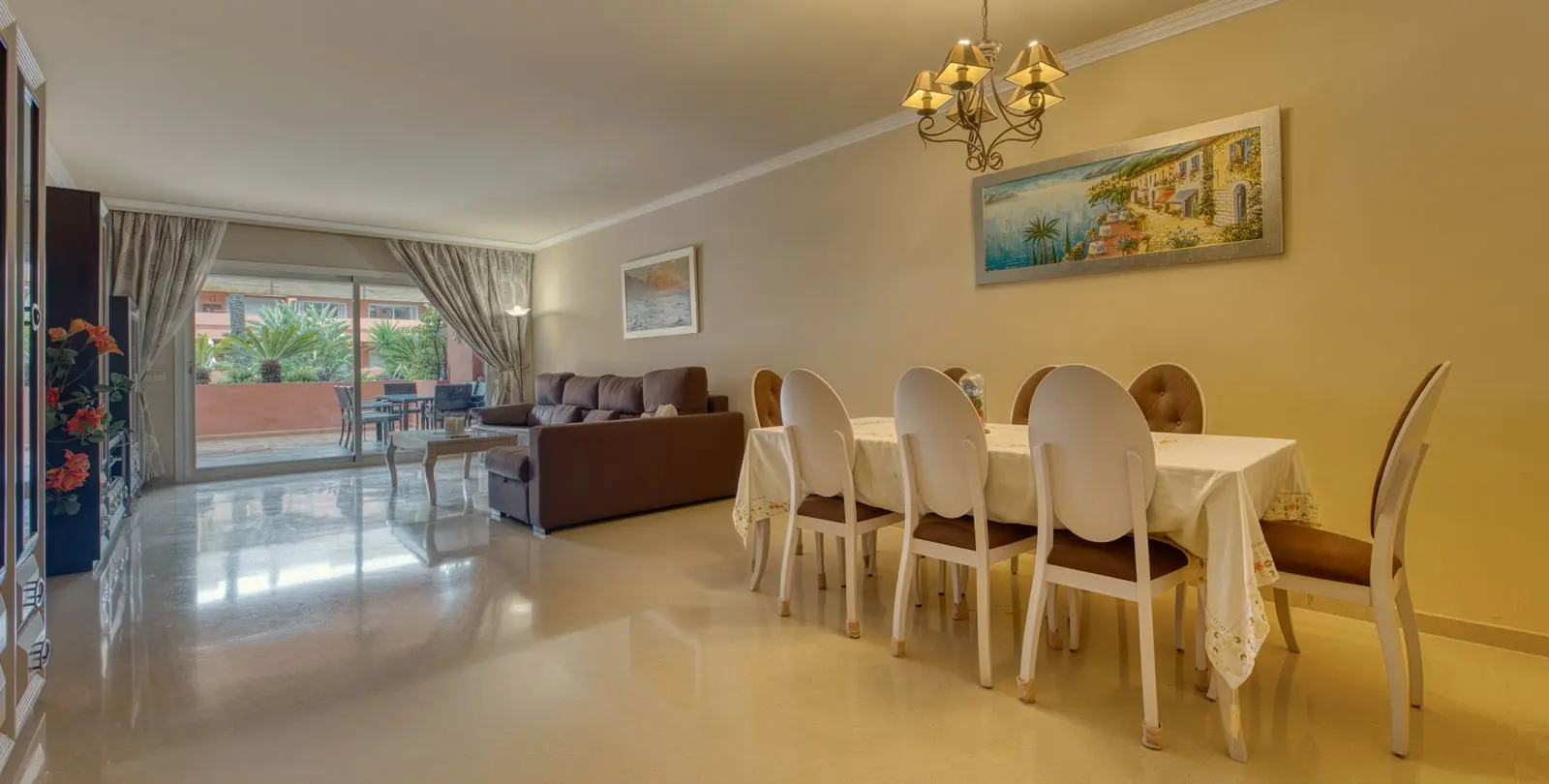 Venta de apartamento en planta baja en Marbella 4