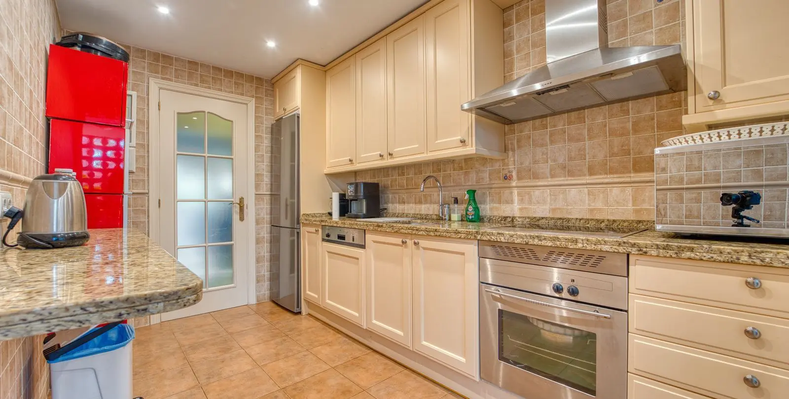 Venta de apartamento en planta baja en Marbella 5