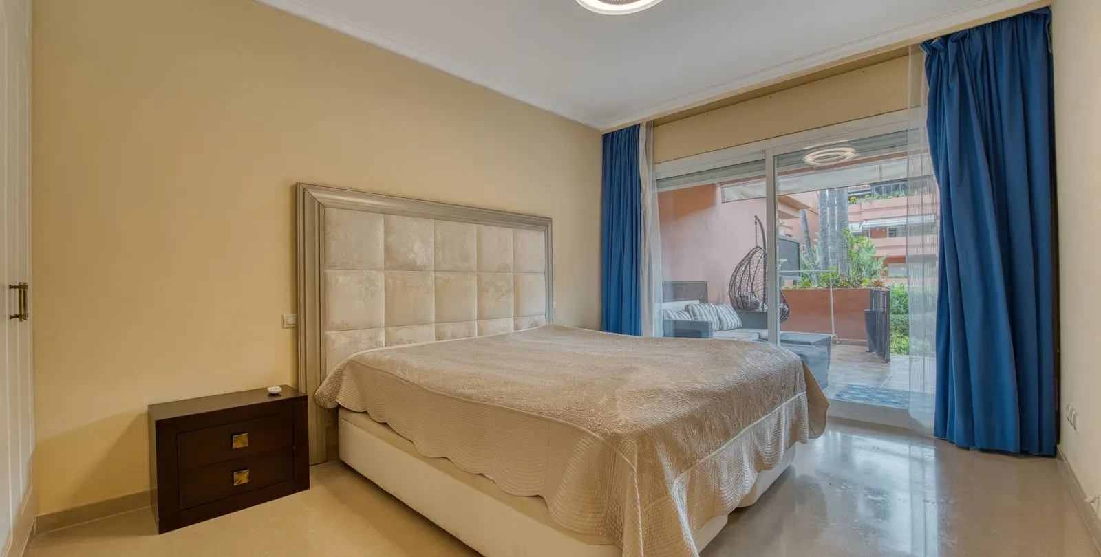 Venta de apartamento en planta baja en Marbella 8