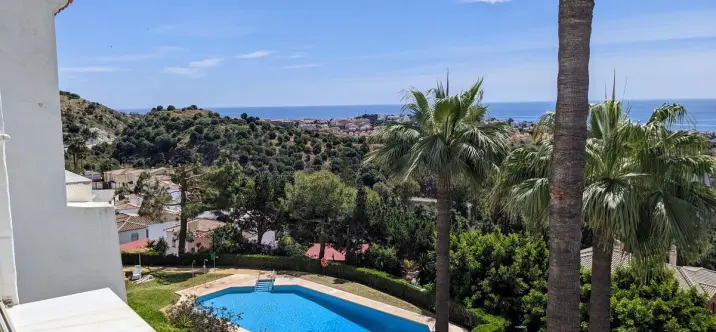 Venta de ático dúplex en Calahonda 4