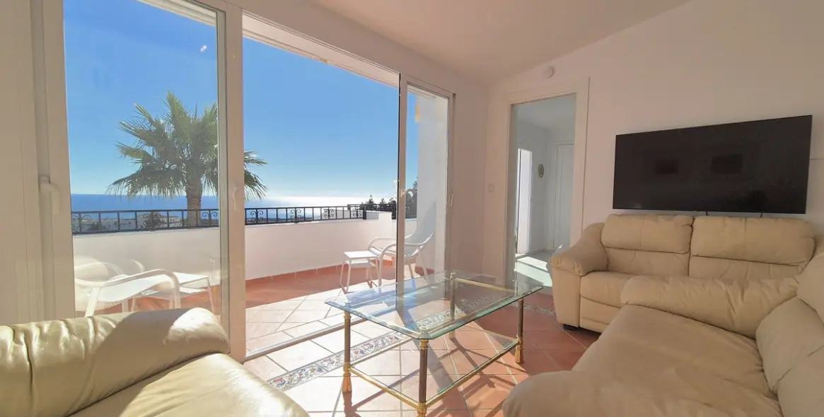 Venta de ático dúplex en Calahonda 31