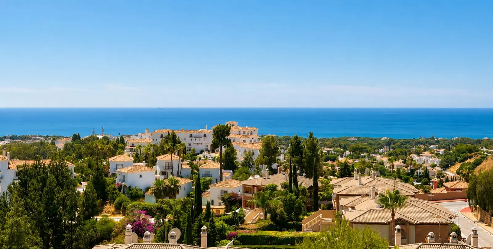 Sale of penthouse duplex in Calahonda 7