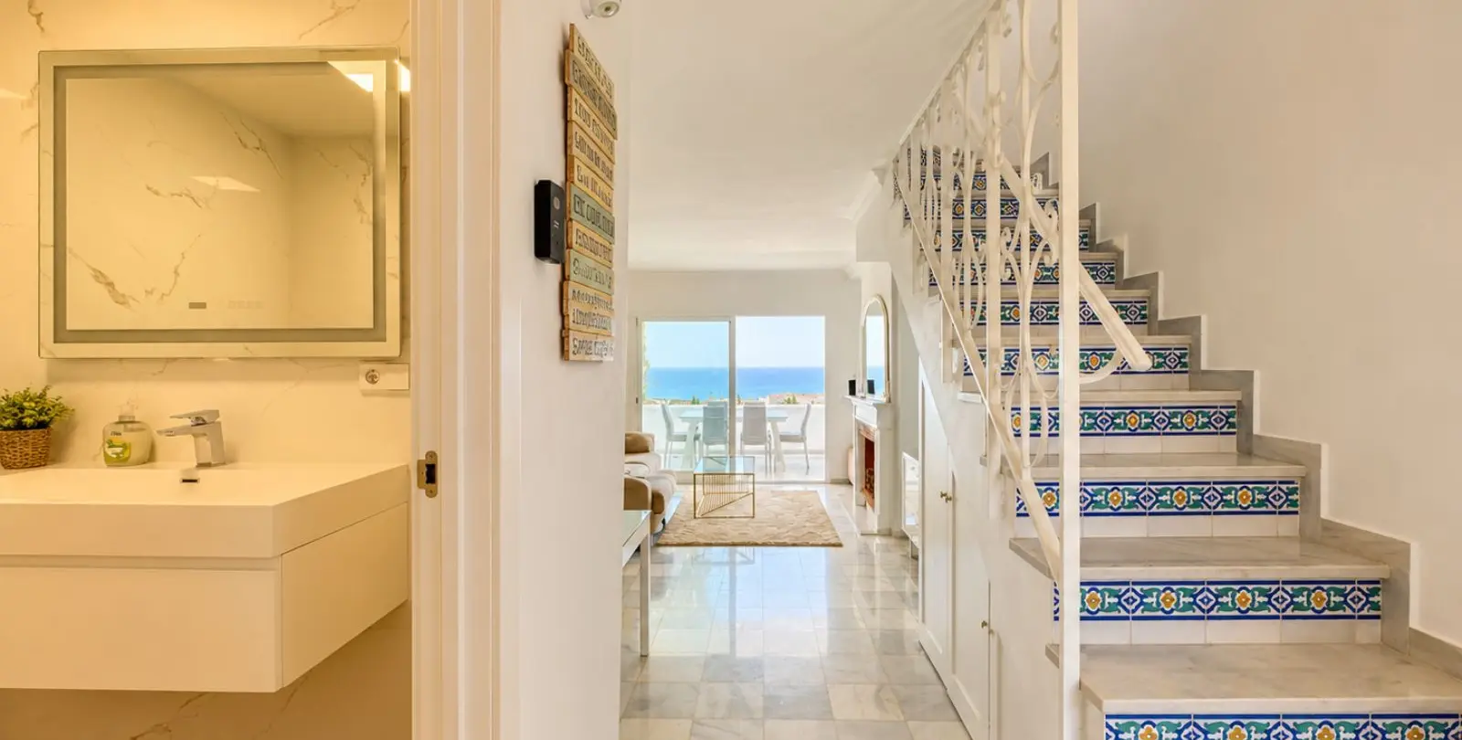 Sale of penthouse duplex in Calahonda 10