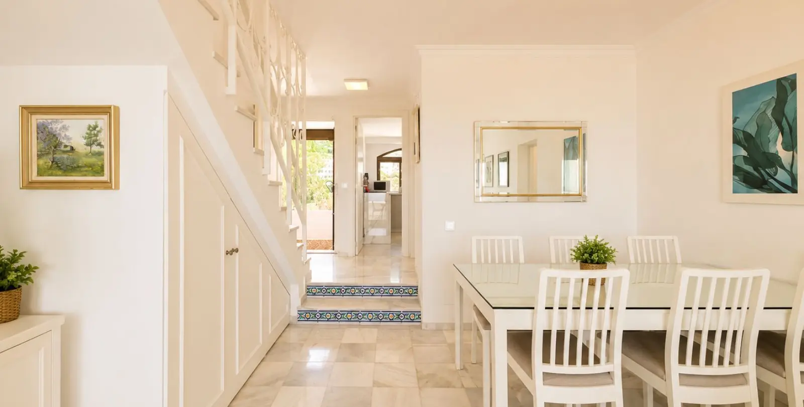 Sale of penthouse duplex in Calahonda 14