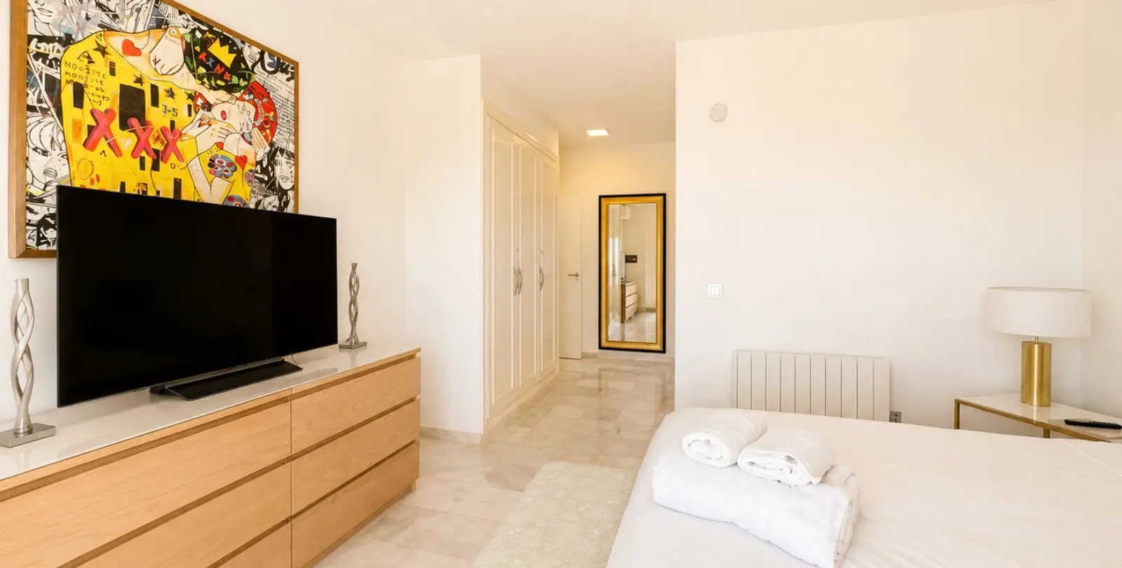 Sale of penthouse duplex in Calahonda 23