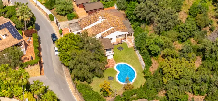 Sale of detached villa in El Rosario 0