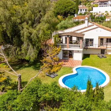 Sale of detached villa in El Rosario