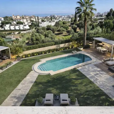Venta de villa independiente en Sierrezuela