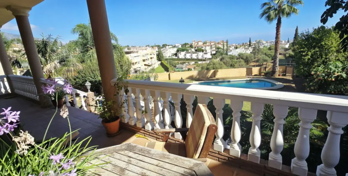 Venta de villa independiente en Sierrezuela 8