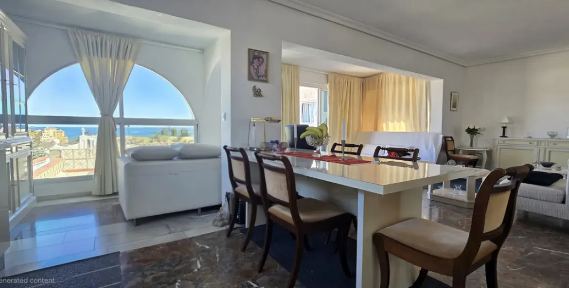 Venta de villa independiente en Mijas Costa 23