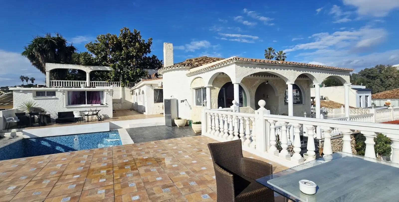 Продажа  отдельно стоящей виллы в Mijas Costa 3