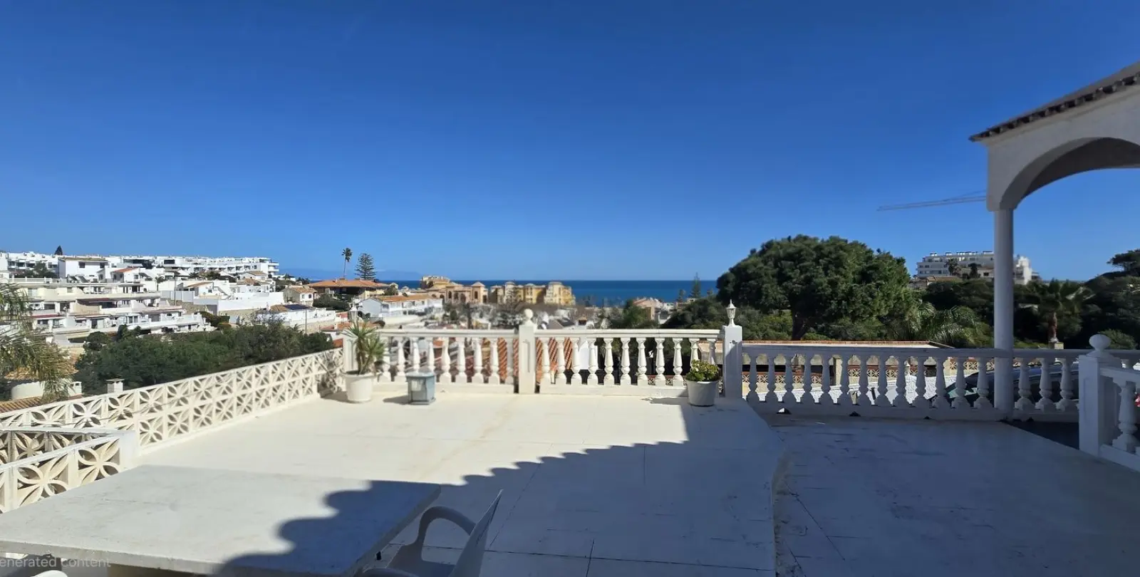 Продажа  отдельно стоящей виллы в Mijas Costa 32