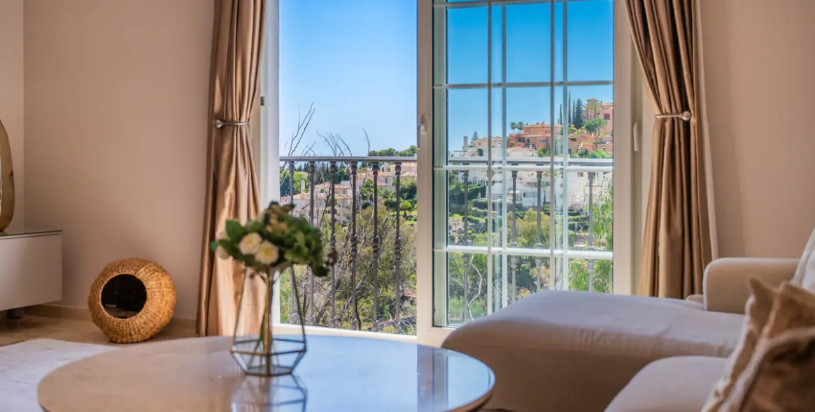 Venta de casa pareada en Nueva Andalucía 5
