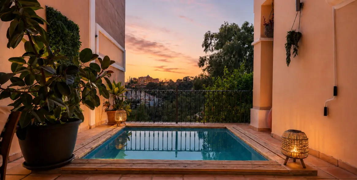 Venta de casa pareada en Nueva Andalucía 6