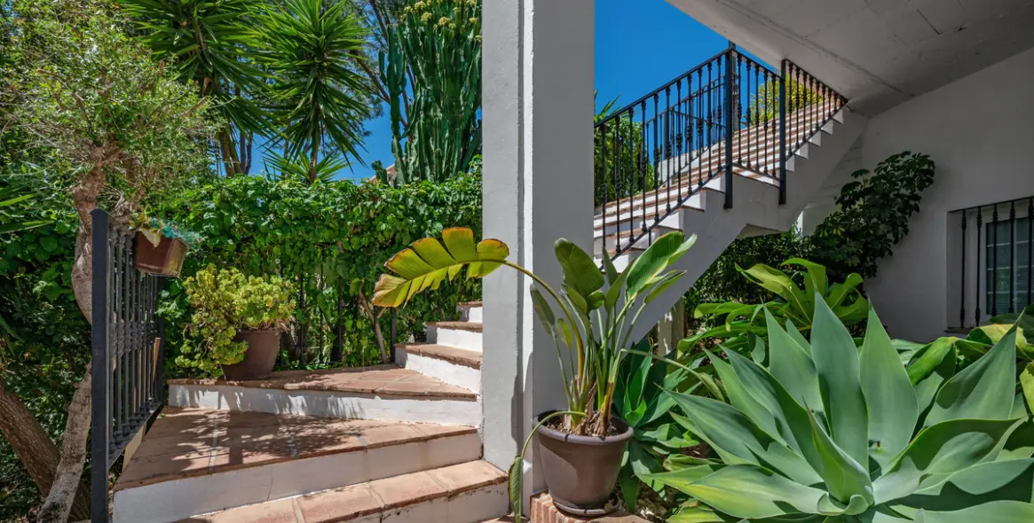 Venta de casa pareada en Nueva Andalucía 43
