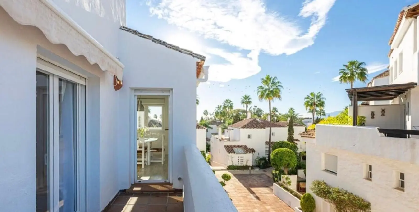 Продажа апартаментов на среднем этаже в Bahía de Marbella 4